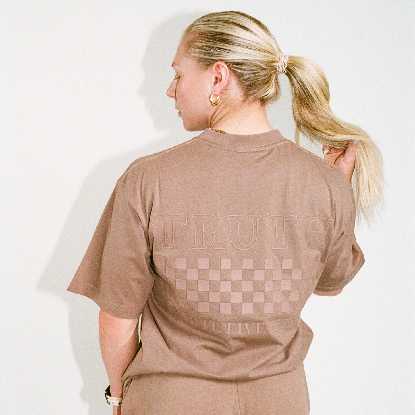 003 HVYD ///87 Pocket T-Shirt — Desert