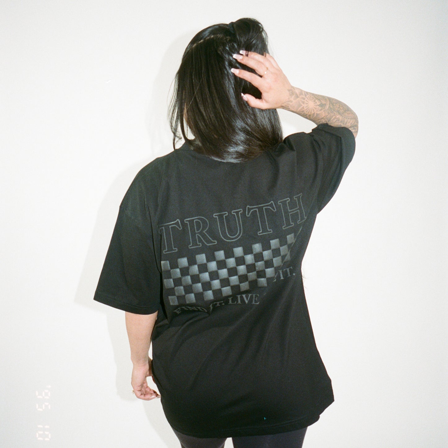 003 HVYD ///87 Pocket T-Shirt — Washed Black